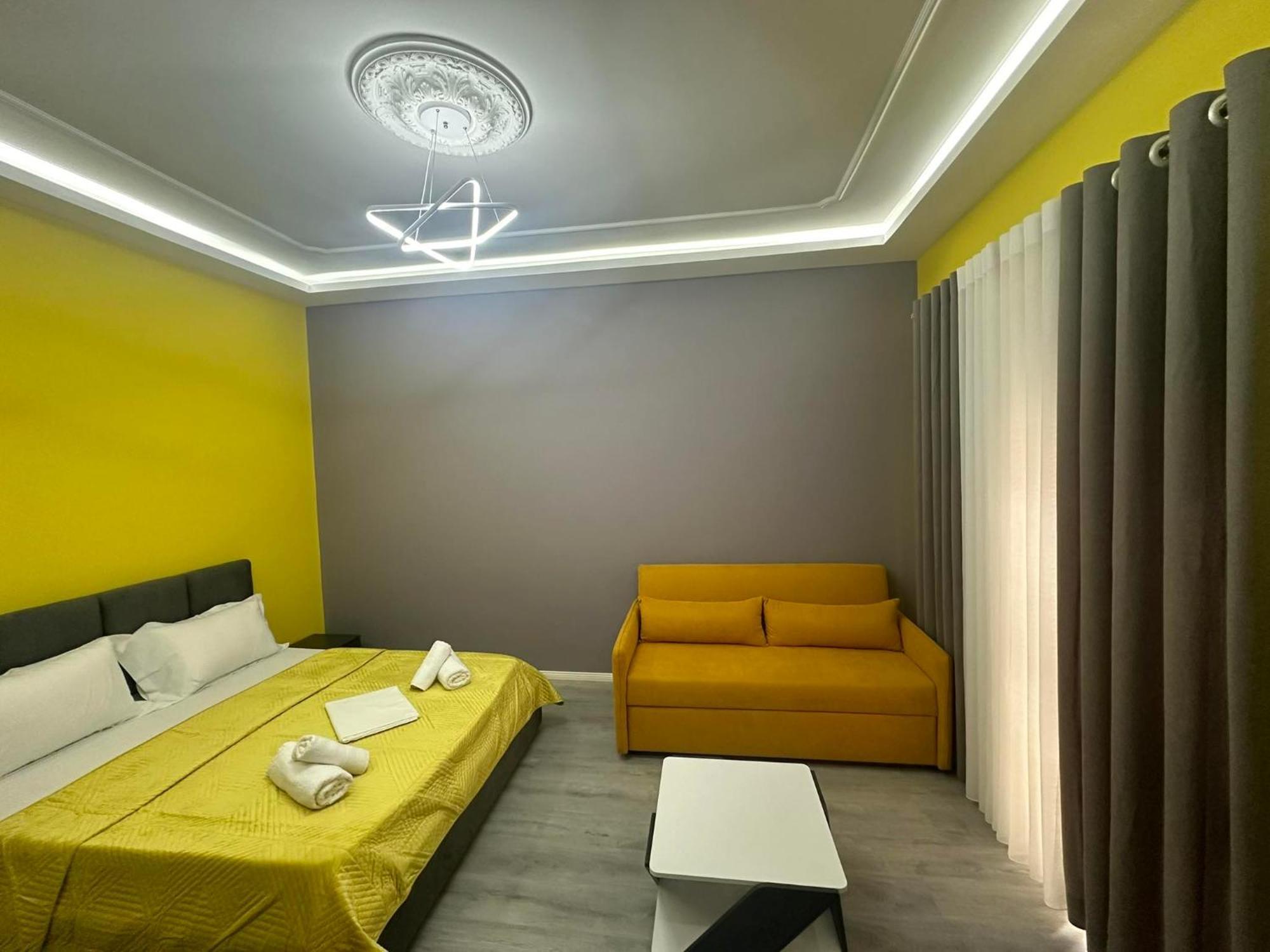 Algen Room'S Berat Exterior photo